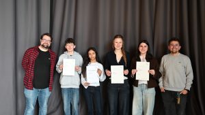 Emma Berens gewinnt den Regionalwettbewerb „Jugend debattiert“