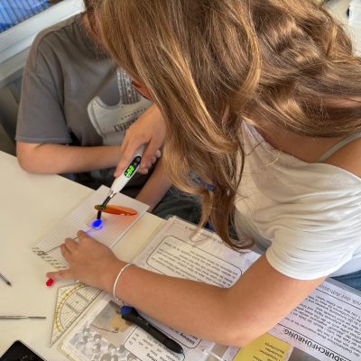 „Lab in a Box“ zu Gast am ASG